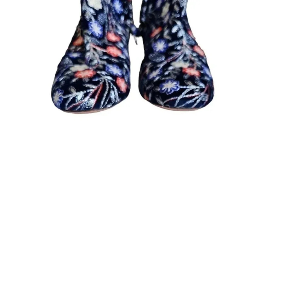 Aquazzura Brooklyn Flower Embroidered Velvet Bootie Navy 8.5 - Picture 7 of 8